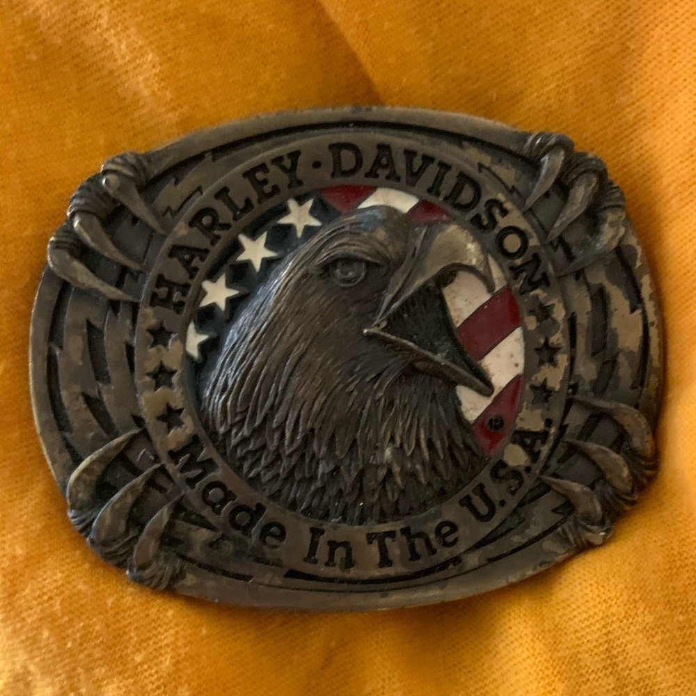 Belt buckle
